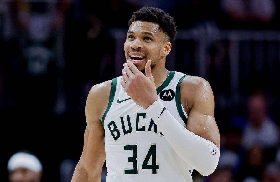 字母哥归队, 希腊众将赛, 但字母哥这