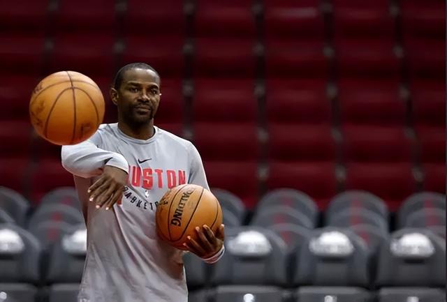 个进攻优先, net, 个篮板