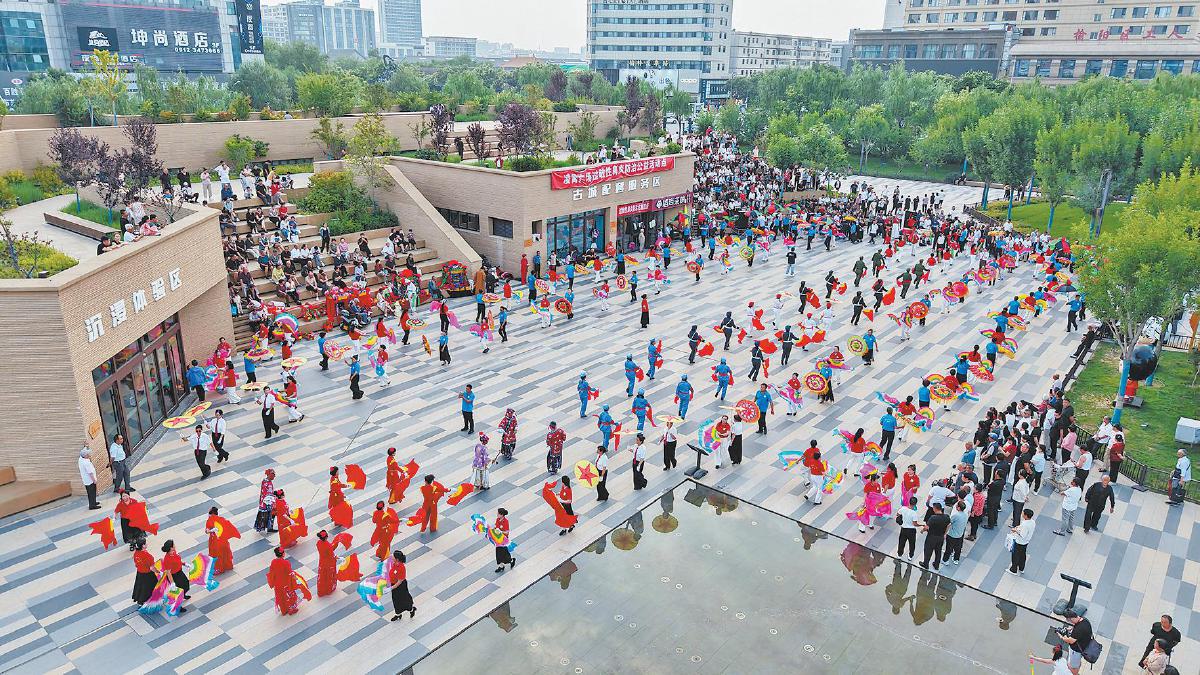 广场舞的欢, 市体育局群, 比上一届增