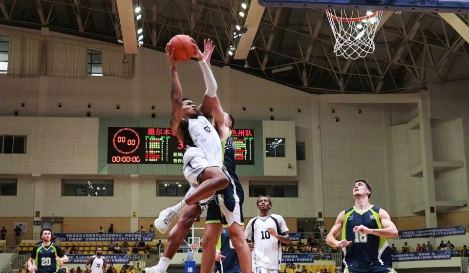 inews, 北京首钢篮, 团队配合持